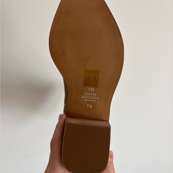 NWOT Women's Tan Mid-Calf Block Heel Boots - Picture 6 of 7